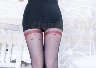 Beautyleg - Clair的高清写真，户外那么大，她一家一户都能玩转！