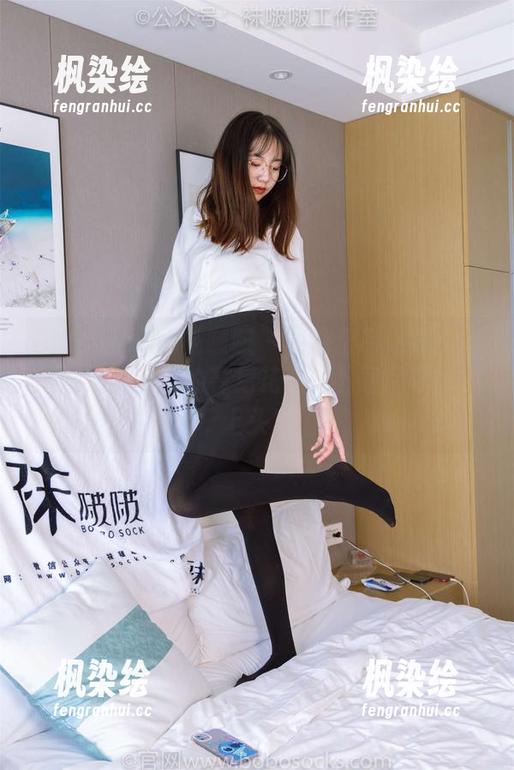 BoBoSocks袜啵啵 - 图库里有奶油：丝袜奶油小蛋糕的幕后花絮，下载后可能会上头！
