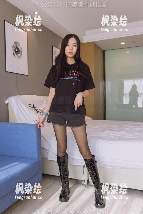BoBoSocks袜啵啵-稚予 BoBoSocks袜啵啵 - 稚予的厚肉丝在图库中狂欢,分享点滴绝不小气!