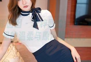 Feilin嗲囡囡 - 李梓熙的女友：藏在壁纸里的温柔与原图的闪现。