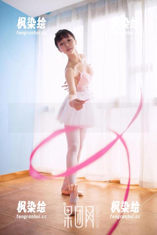 GIRLT果团网-周琰琳LIN GIRLT果团网 - 图集:周琰琳LIN的校服,美丽与青涩同在?
