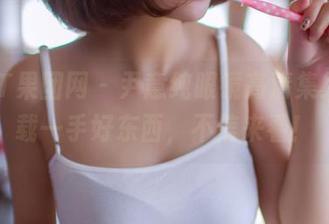 GIRLT果团网 - 尹意纯眼镜高清集结，下载一手好东西，不信来看！