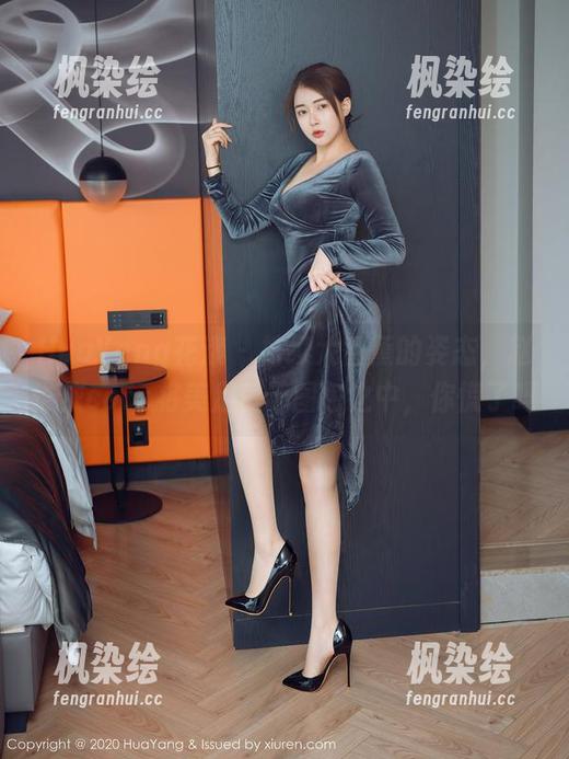 HuaYang花漾 - 持续大香蕉的姿态，赵惟依coco将美足藏于图包之中，你慌了吗