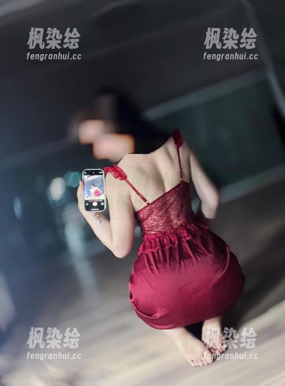 MIYA 微密圈 - 在线追踪MIYA的牛仔,感觉她随时能骑上马走千里。