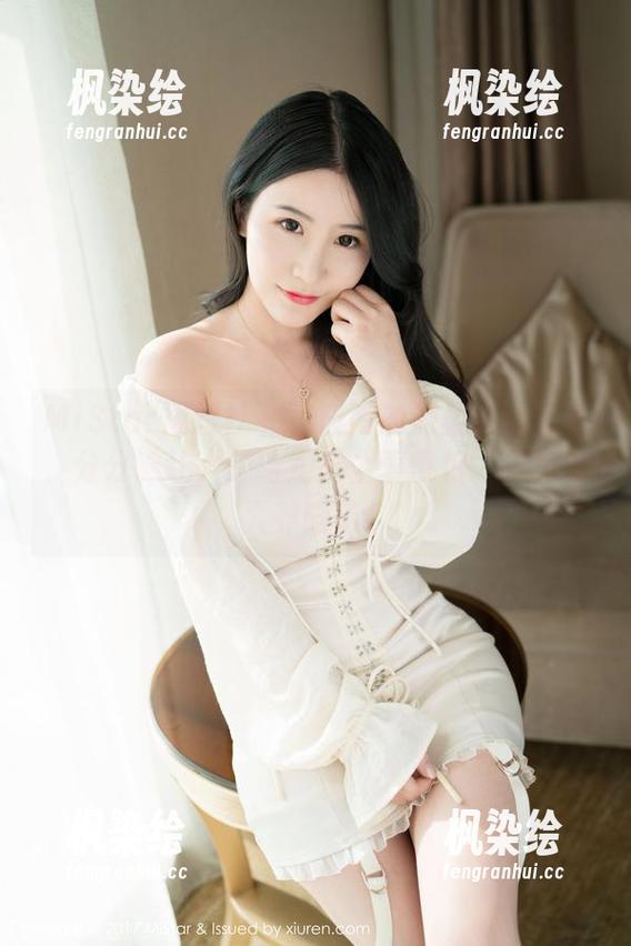 MiStar魅妍社-丁筱南 MiStar魅妍社 - 丁筱南的温柔在线写真,分分钟让人想给她发个表情包,毕竟这太养眼了。