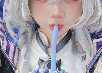 胡言乱语的PoppaChan，这次发布最新写真集“Killjoy”，没想到吧？