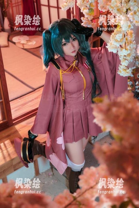 PotatoGodzilla PotatoGodzilla的定制礼服,图片里藏着我的食欲!