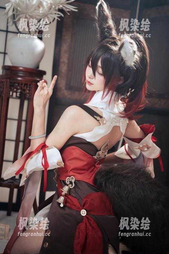 Seya狮砸 Seya狮砸,御姐,摄影,这组合就像咖啡和甜点,让人有种期待,想扑上去尝试。