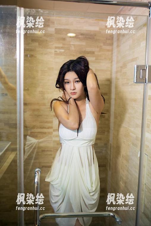 TuiGirl推女郎 - 高清美脚展现，艾栗栗也是拼的，为何要一直看著？