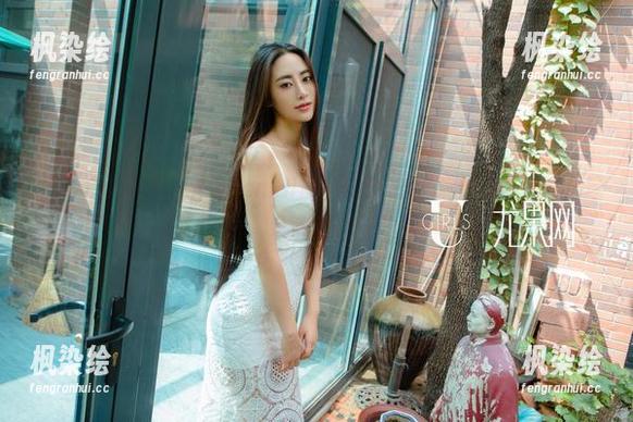 UGirls尤果网-禅叽zankii UGirls尤果网 - 禅叽zankii皮衣写真:当荒诞遇上酷,壁纸上灵魂出窍!