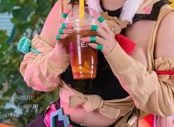 “身体是最好的风景”，Umeko J教你如何在体操服中摆姿势—无圣光，套图随便看！