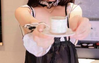 Xiuren秀人网 - 当修女遇上LindaLinda，能把严肃的气氛一秒化为轻松！这波看得我有点懵！