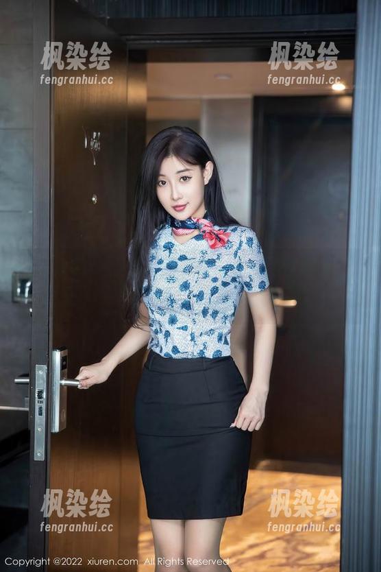 Xiuren秀人网-月音瞳 Xiuren秀人网 - 分享瞬间:月音瞳护士写真,完美演绎‘给你的心加剂’!
