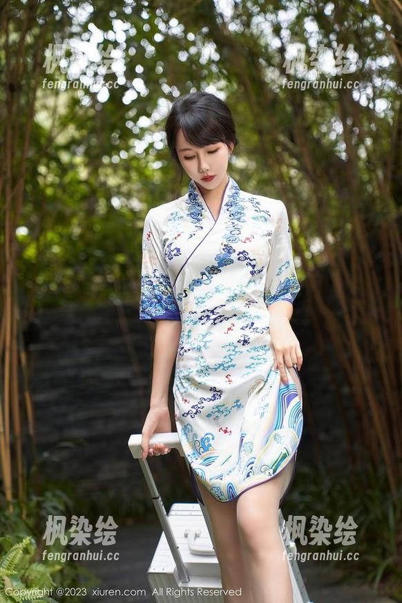 Xiuren秀人网-柴婉艺Averie Xiuren秀人网 - 柴婉艺Averie的婚纱,原图里藏着多少“意外”?
