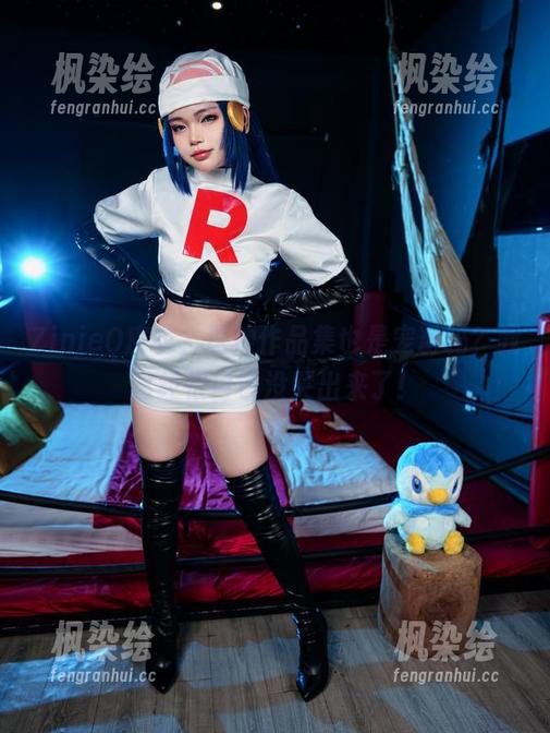 ZinieQ皮衣,这种作品集也是宠粉吗?我已经恨自己没哭出来了!