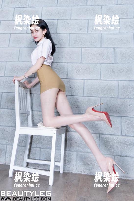 beautyleg-黄苇萱 beautyleg - 看吧!高清技术下的黄苇萱“厨娘”系列,平凡中流露的别样情感。