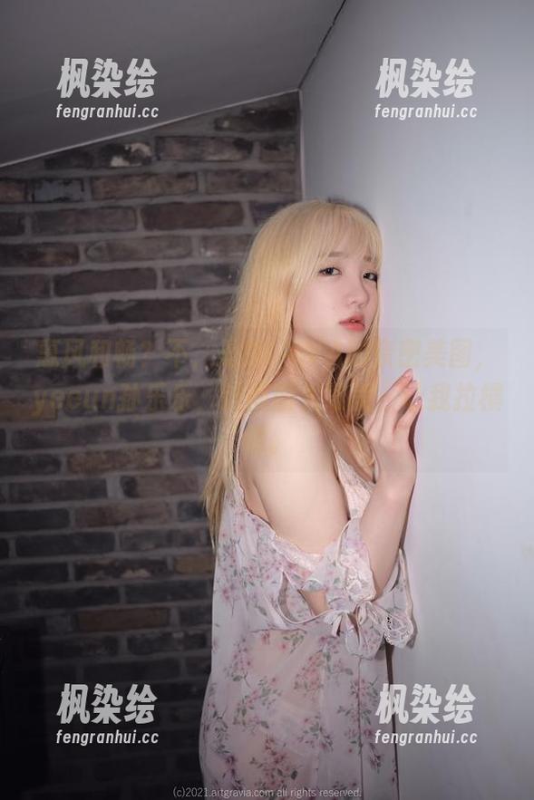 惠风和畅？不，是DJAWA的亲密美图，yeeun孙乐乐，这画面太唯美，让我拉横幅。