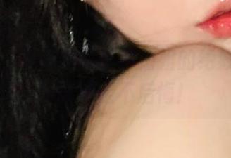 微密圈 - 不爱笑的赛琳姐姐的绝妙作品，下载必定不后悔！