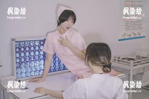 云溪溪奶桃 疯狂的原图:云溪溪奶桃双人教室竟然是这样?