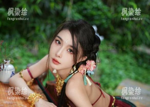 余多多Dudu 分享余多多Dudu的美腿图包,保证你看完想去大街上举个牌子!‘腿控看这里!’