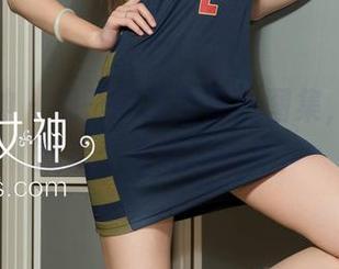 克拉女神 - 妮子的高清黑色图集，咋感觉就差个夜店的灯光？