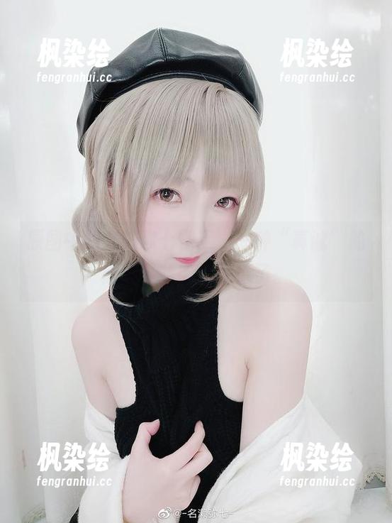 名赖弥七 原图中的名赖弥七裸足,一种“真诚”的时刻,哈哈,太逗了。