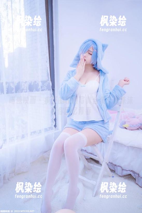 喵糖映画 - 疯狂的校服写真合集：蠢沫沫带你回忆青春
