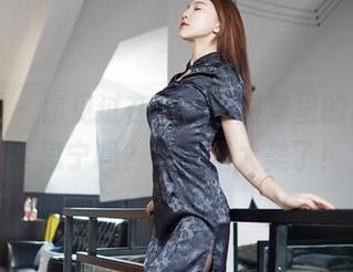 嗲囡囡 - 你见过在线瑜伽图集里的SiByl李思宁吗？真的是太美了！