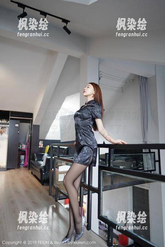 嗲囡囡 - 你见过在线瑜伽图集里的SiByl李思宁吗？真的是太美了！