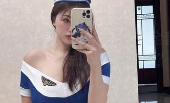 微密圈 - 奶宝妹纸的红色游戏，全套图包抢先看，禁忌的诱惑在哪呢？