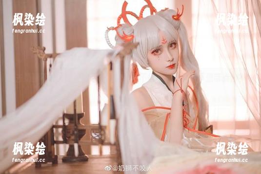 奶狮不咬人 去奶狮不咬人的海边寻个影,美图不得不下载,谁不想带点沙?!