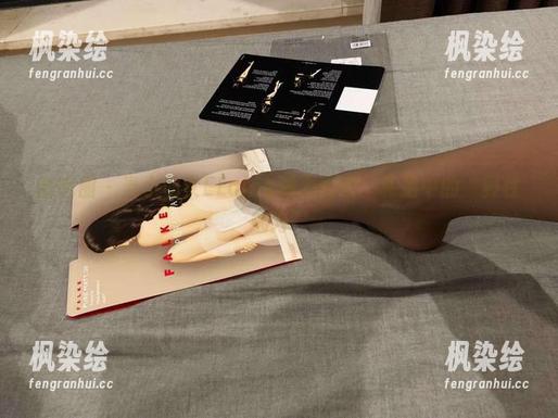 微密圈 - 当小仙女ELaine遇上豹纹：私拍中的“野性魅力”