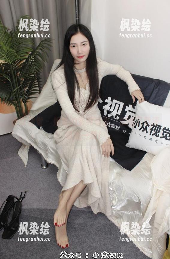 小众视觉-婷婷 小众视觉 - 婷婷的清纯写真,你的下载清单加一项!