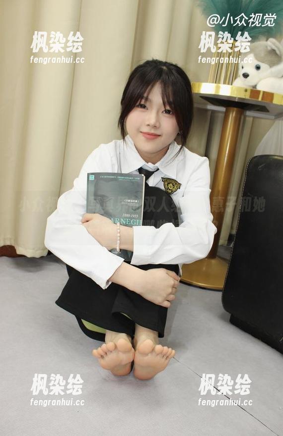 小众视觉-惠子 小众视觉 - 写真界的双人组合,惠子和她的搭档带来了哪些福利呢?