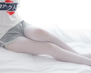少女秩序免费图册来了，白丝牛仔裙这组合真让人一抖三抖