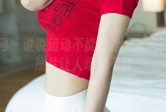 尤果网 - 谁说运动不能轻松：米妮的合集照片让人忍俊不禁