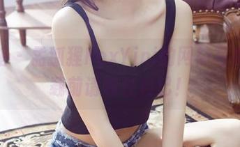 尤物馆 - 孟狐狸FoxYini的网袜写真，下载前请稳住自己！