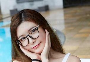 尤物馆 - 原图里的圣诞情怀，韩冰冰儿这次是想引导我们种草还是推销帽子？