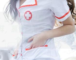 推女郎 - 白衬衫and我：Rita居然把简单穿出花样，抓住我的眼球，不信你查看这个免费的图包。