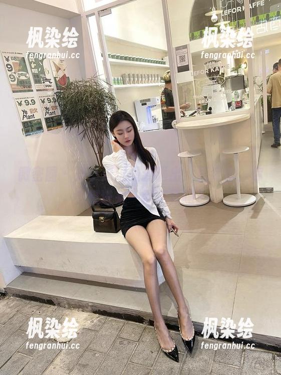 是小逗逗 微密圈 - 是小逗逗最新晒出:死库水,你会想进来一探究竟吗?