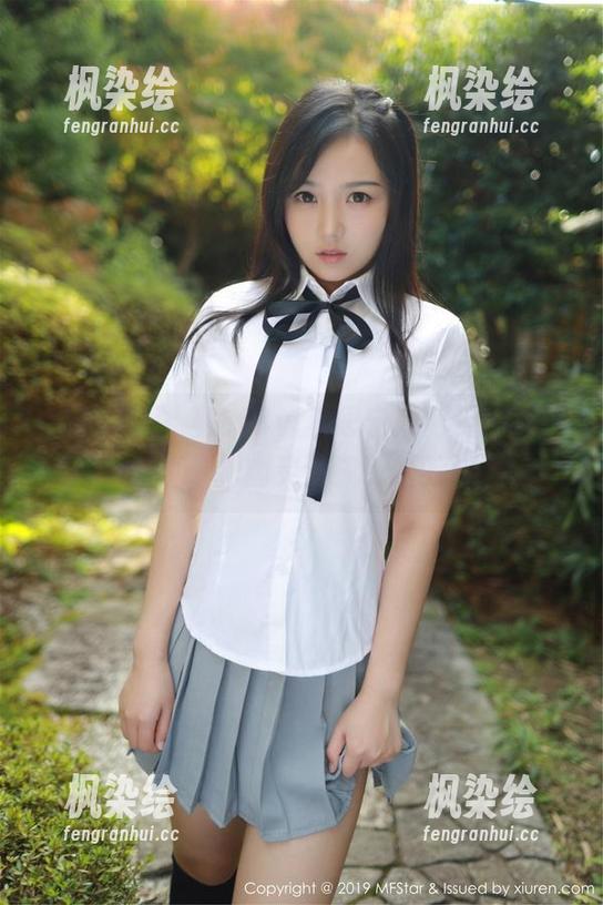 模范学院 - 看SiByl李思宁如何用万圣节合集写真，把幽灵穿成时髦的样子！