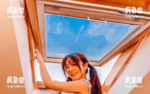 樱晚gigi 在线撩妹,樱晚gigi和她的毛衣美图——究竟哪个更暖心?