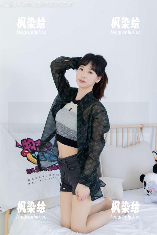 物恋传媒-小谷 物恋传媒 - 小谷泳衣私拍图集:这一身打扮,让我也想当‘水凝冻’了!