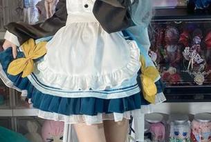 一堆纯白衣服的合集，白栎Shirly的高清影像：你能想象吗？