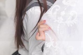 精选图库新发现：白烨烨让粉色不再只是少女心，这到底咋回事？