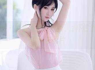 秀人网 - 福利不止一点点，z杯悠悠女友的动态图片