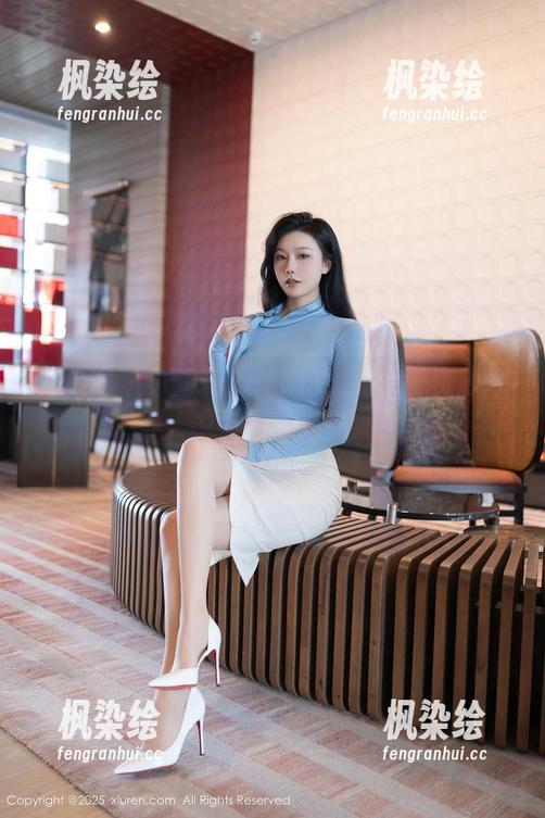秀人网 - 小海臀Rena出没！免费资源分享，女孩们的时刻到！