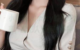 秀人网 - 小蛮妖yummy的死库水美图分享，能把人看傻的那种