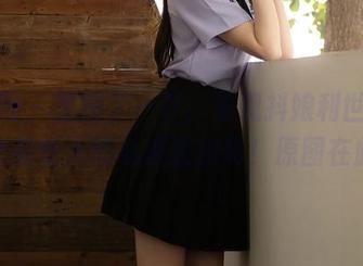 秀人网 - 整理了一下，发现抖娘利世的制服比某些人的私服还出彩！原图在此！