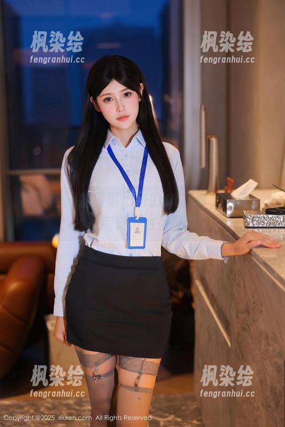 秀人网 - 拍黄瓜girl的JK写真，千篇一律有时候也很有趣